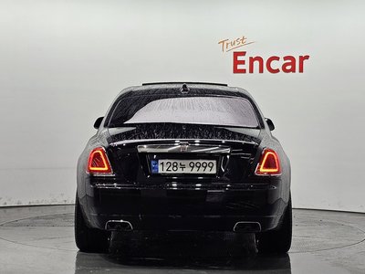 ROLLS-ROYCE GHOST - 4