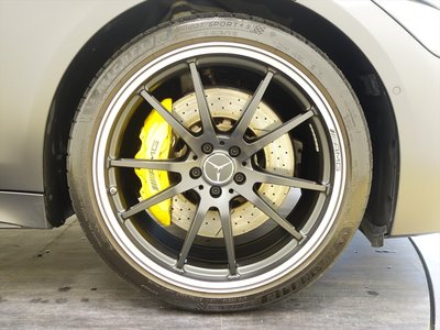 MERCEDES-BENZ GT AMG - 9