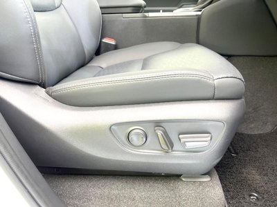 صورة مصغرة 53 لـ 2025 Toyota LAND CRUISER 250