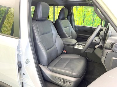 2025 Toyota LAND CRUISER 250 照片 8