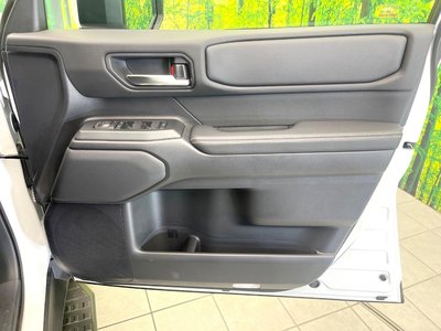 صورة مصغرة 37 لـ 2025 Toyota LAND CRUISER 250