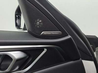 2023 BMW I4 — миниатюра 27