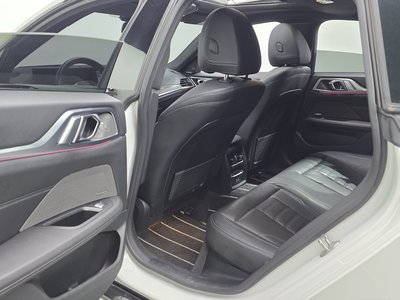 2023 BMW I4 — миниатюра 18