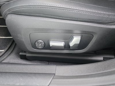 2023 BMW I4 — миниатюра 31