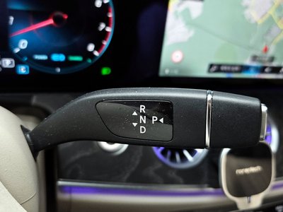 MERCEDES-BENZ CLS - 9