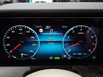 MERCEDES-BENZ CLS - 8