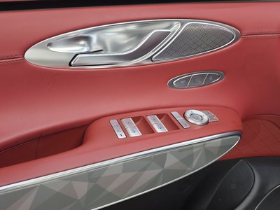 2022 Genesis GV70 thumbnail 17