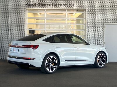 AUDI E-TRON S SPORTBACK - 7