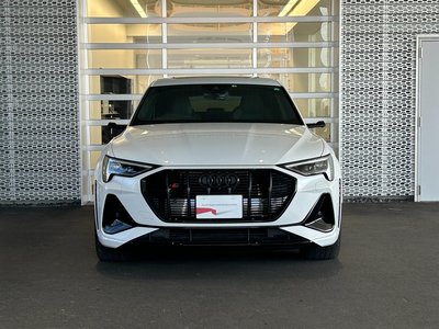AUDI E-TRON S SPORTBACK - 3