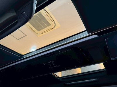 2025 Toyota ALPHARD — фото 7