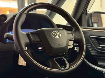2025 Toyota ALPHARD — фото 61
