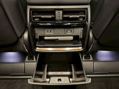 2025 Toyota ALPHARD — фото 50