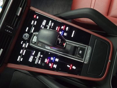 صورة مصغرة 12 لـ 2020 Porsche CAYENNE
