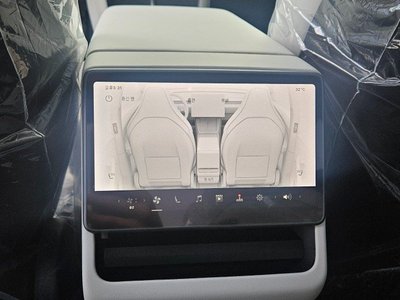 2026 Tesla MODEL Y — миниатюра 13
