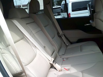 2024 Toyota LAND CRUISER 300 — миниатюра 25