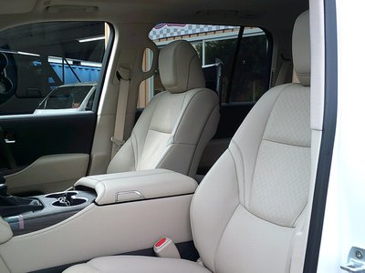 2024 Toyota LAND CRUISER 300 — миниатюра 29