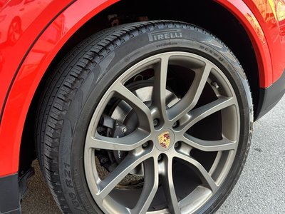 2020 Porsche CAYENNE photo 7