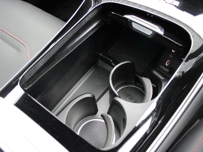 صورة مصغرة 33 لـ 2025 Mercedes-BENZ GLC AMG