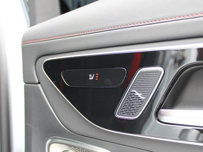 صورة مصغرة 34 لـ 2025 Mercedes-BENZ GLC AMG