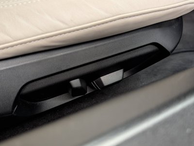 2015 BMW I8 — миниатюра 35