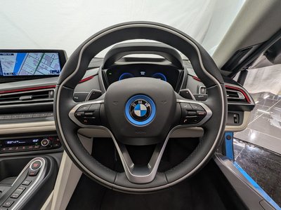 2015 BMW I8 — миниатюра 19