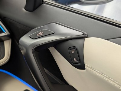 2015 BMW I8 — миниатюра 33