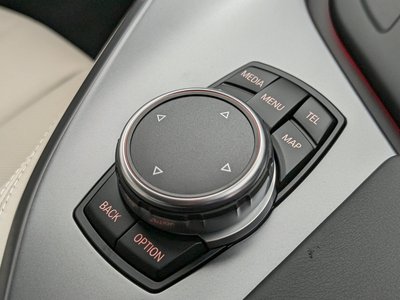 2015 BMW I8 — миниатюра 28