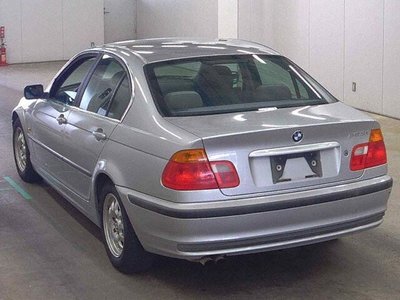BMW 3 SERIES - 2