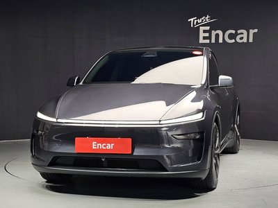 TESLA MODEL Y - 2
