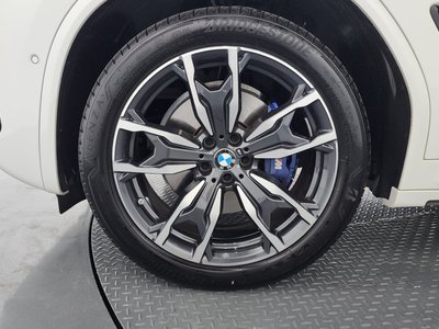 صورة 6 لـ 2025 BMW X4
