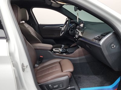صورة مصغرة 16 لـ 2025 BMW X4