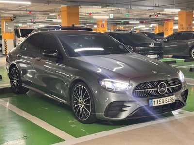 MERCEDES-BENZ E-CLASS - 2