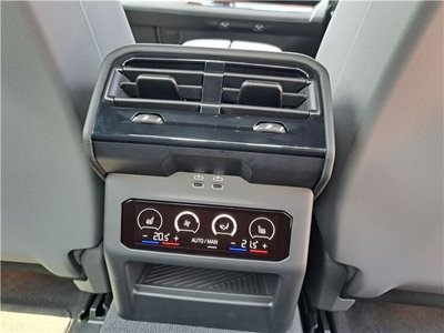 صورة مصغرة 12 لـ 2024 BMW 5 SERIES