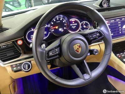 PORSCHE PANAMERA - 9