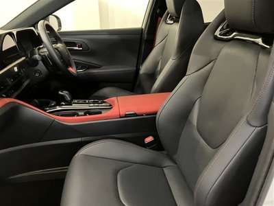 صورة مصغرة 13 لـ 2025 Toyota CROWN SPORT