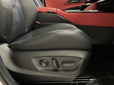 صورة مصغرة 38 لـ 2025 Toyota CROWN SPORT