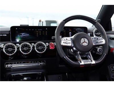 MERCEDES-BENZ CLA - 3