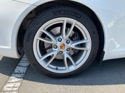 2010 Porsche 911 thumbnail 31