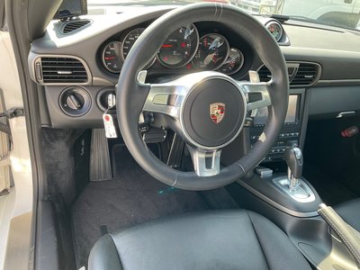 2010 Porsche 911 thumbnail 14