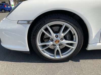 2010 Porsche 911 thumbnail 32