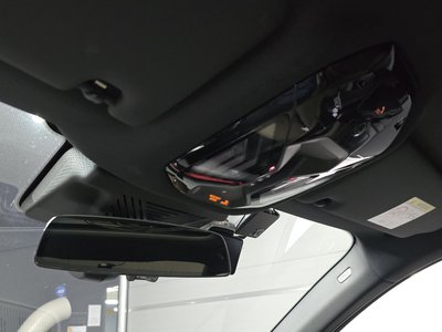 2025 BMW 5 SERIES 缩略图 28