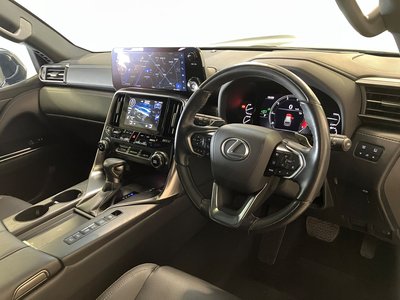 LEXUS LX - 4