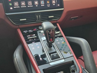 2023 Porsche CAYENNE 照片 9