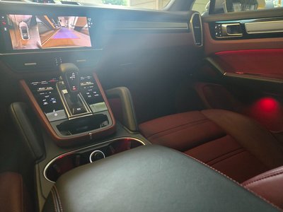 صورة مصغرة 19 لـ 2023 Porsche CAYENNE