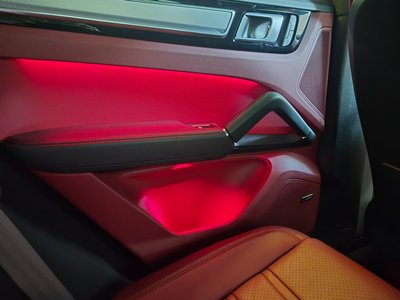 صورة مصغرة 17 لـ 2023 Porsche CAYENNE