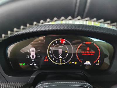 PORSCHE 911 - 8