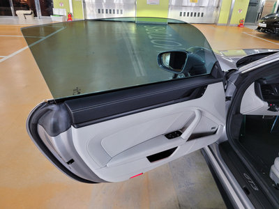 PORSCHE 911 - 9