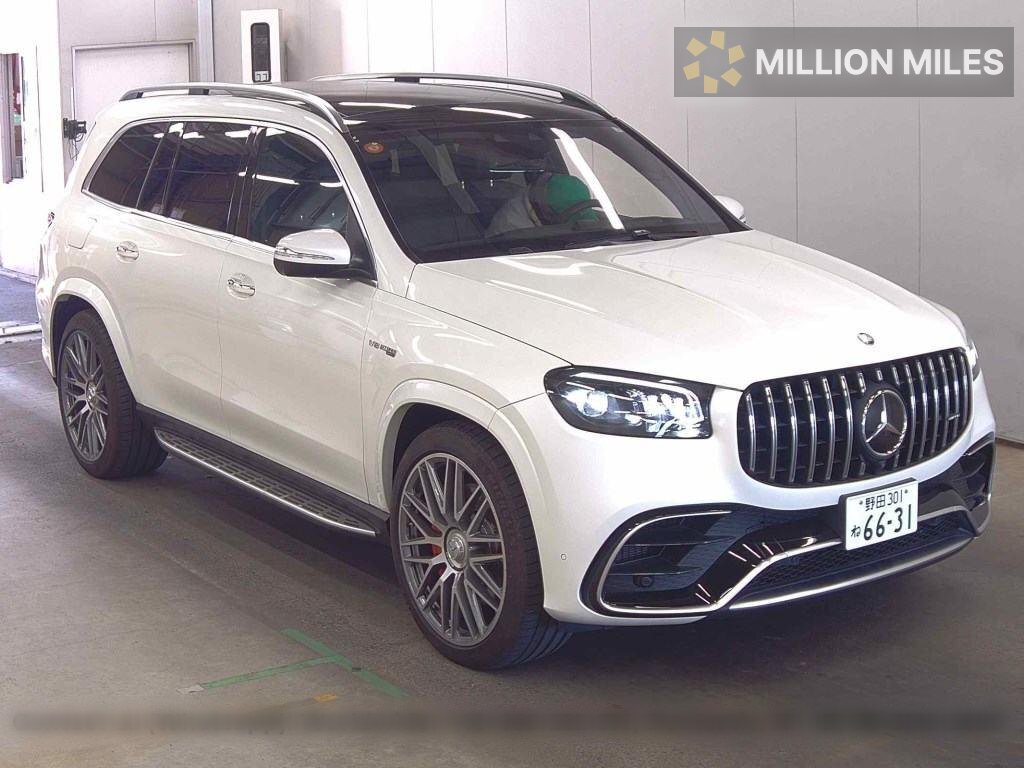 MERCEDES-BENZ GLS63 AMG - View 1