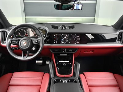 صورة 4 لـ 2025 Porsche CAYENNE