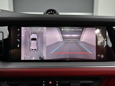 2025 Porsche CAYENNE thumbnail 15